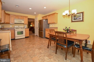 1 Duxbury Ct, Swedesboro, NJ 08085 - photo 4
