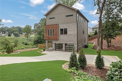 120 N Gwinnett St, Buford, GA 30518 - photo 2