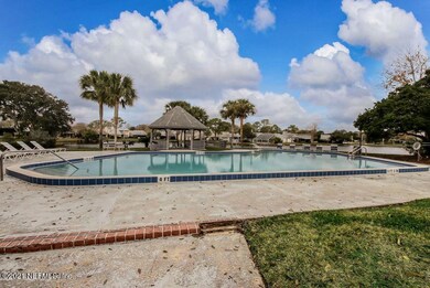 L'Atrium Community Pool