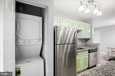 267 S Pickett St unit 102, Alexandria, VA 22304 - photo 5