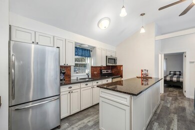 153 Lakeshore Dr, Middleton, NH 03887 - photo 4