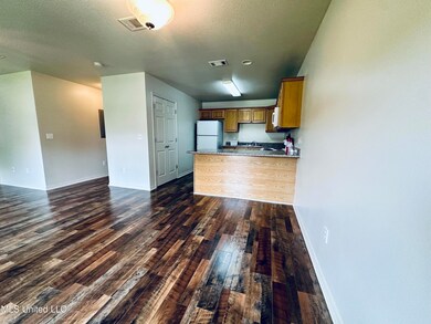 410 Washington St unit A, Bay Saint Louis, MS 39520 - photo 2