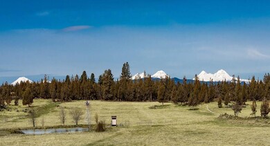 62497 Stenkamp Rd, Bend, OR 97701 - photo 2