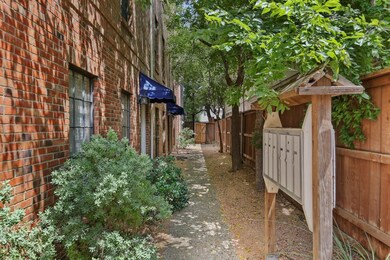 4111 Herschel Ave unit 3, Dallas, TX 75219 - photo 2