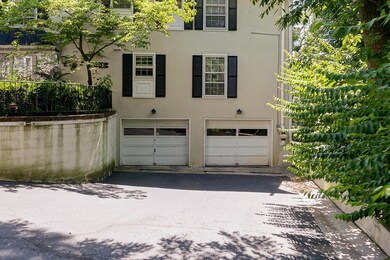 1631_Roxbury_-_B7-7