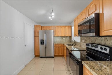 Burleigh House unit 613, Miami Beach, FL 33141 - photo 5
