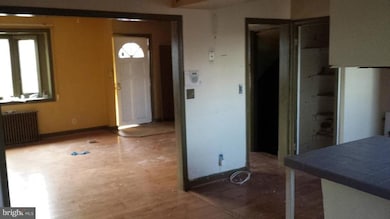 3426 Mayfield Ave, Baltimore, MD 21213 - photo 5