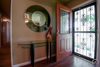 6226 SW Wanamaker Rd, Auburn, KS 66402 - photo 5