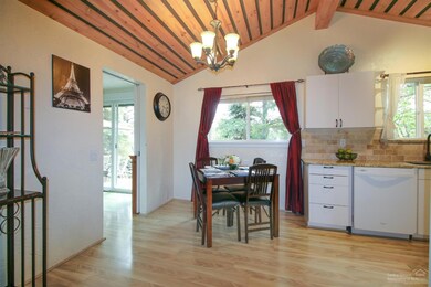 20637 Weatherby Ct, Bend, OR 97701 - photo 4