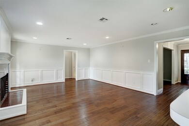 13738 Kingsride Ln, Houston, TX 77079 - photo 6