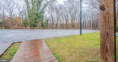 1904 Greenhaven Dr, Baltimore, MD 21209 - photo 5