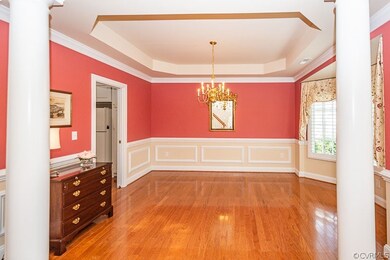 Dining room with Trey ceiling, crown molding, chai
