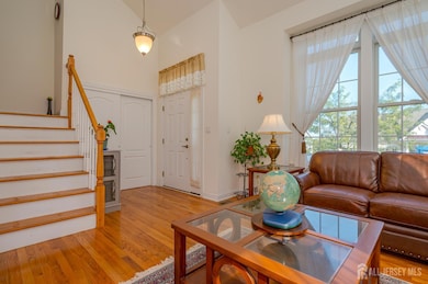 8 Comstock Ln, Skillman, NJ 08558 - photo 2