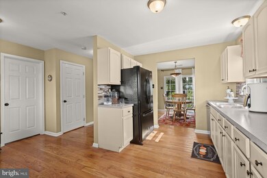 613 E E St, Brunswick, MD 21716 - photo 7
