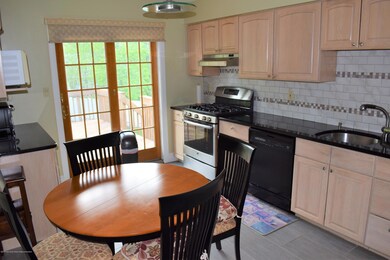 206 Tanglewood Ct, Middletown, NJ 07748 - photo 7