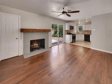 6476 Fisher Rd, Dallas, TX 75214 - photo 6