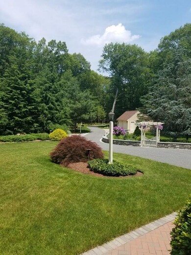 247 West St, Northborough, MA 01532 - photo 5