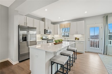 1193 Olivia Dr, Oakdale, PA 15071 - photo 3