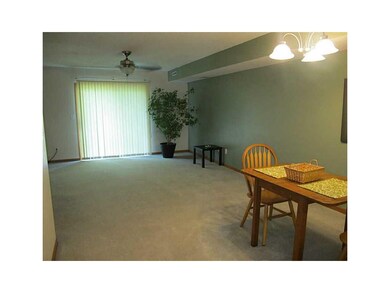 903 Grand Avenue Ct unit 903, Marion, IA 52302 - photo 4