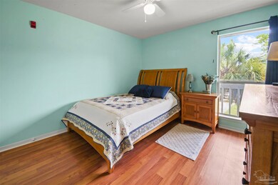 5539 Soundside Dr unit N, Gulf Breeze, FL 32563 - photo 6