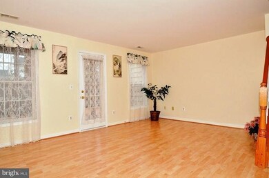 2452 Founders Way, Herndon, VA 20171 - photo 5