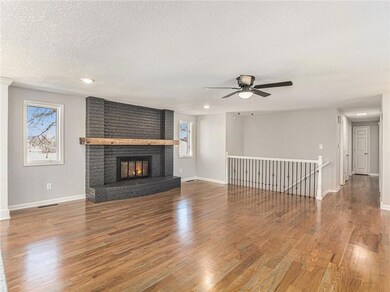 1000 Wesley Ave, Raymore, MO 64083 - photo 4