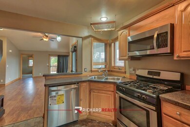 1101 Sage Brush St, Cody, WY 82414 - photo 4