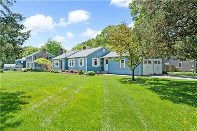 137 Alfred Drown Rd, Barrington, RI 02806 - photo 3
