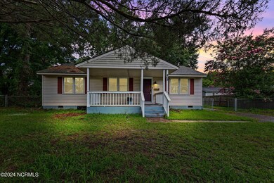 407 Henderson Dr, Jacksonville, NC 28540 - photo 2