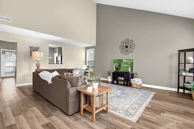 7-web-or-mls-7861-waggoner-trace-dr