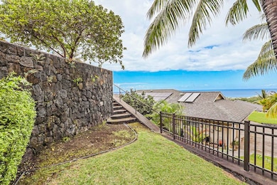 Private side entrance on the north side