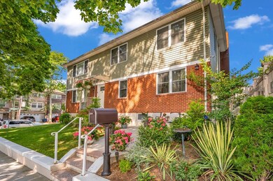 2 Divine St, Staten Island, NY 10304 - photo 4