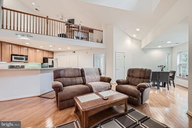 302 Wyndham Cir unit 302J, Owings Mills, MD 21117 - photo 6