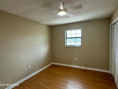 183 Westmoreland St unit 3, Harrogate, TN 37752 - photo 3