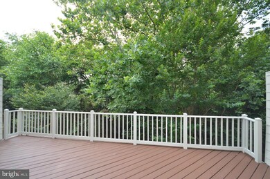 8002 Kamehameha Place, Gainesville, VA 20155 - photo 2