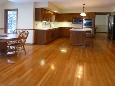 2235 Lotus Ct, Naperville, IL 60565 - photo 5