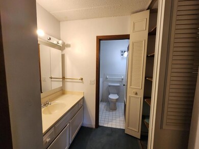 10501 Cedar Lake Rd unit 212, Hopkins, MN 55305 - photo 6