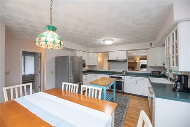 151 N Weeden Rd, Wakefield, RI 02879 - photo 5