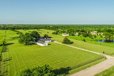 730 Mach Rd, Ennis, TX 75119 - photo 2