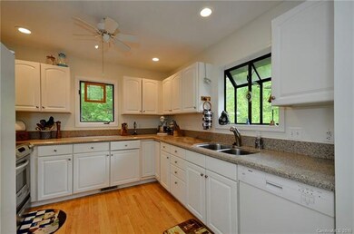 Bright, Sunny Kitchen