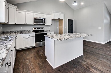 905 Mount Shepherd Rd, Asheboro, NC 27205 - photo 7