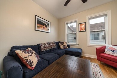 137 Florence St unit 137, Roslindale, MA 02131 - photo 6