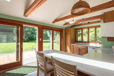 lakehome_turtlecove003