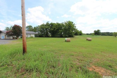 2415 E Oak St, Conway, AR 72032 - photo 4