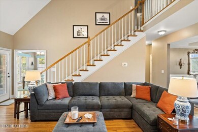 07-Living Room