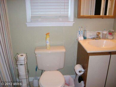 11 Woodbench Ct, Reisterstown, MD 21136 - photo 6