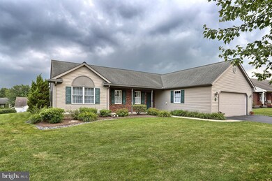 10 Arbor Dr, Myerstown, PA 17067 - photo 2