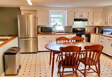 119 Turner St, Bethlehem, NH 03574 - photo 6