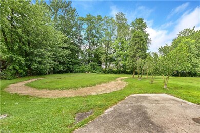 1603 28th St NE, Canton, OH 44714 - photo 7