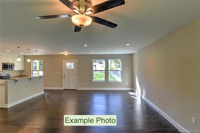 19 Zanes Cove Rd, Asheville, NC 28803 - photo 3